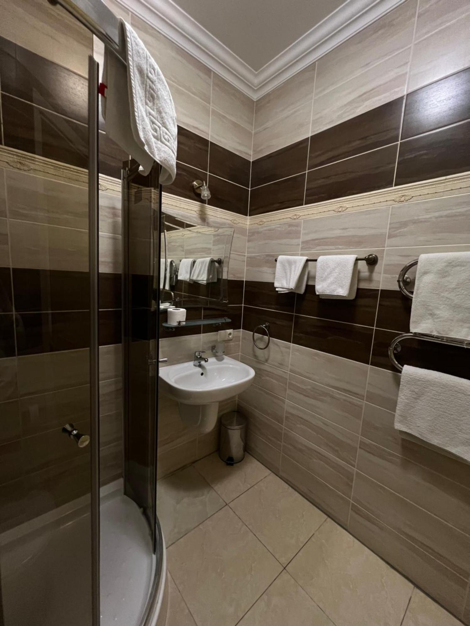أوديسا Hotel Menshikov المظهر الخارجي الصورة