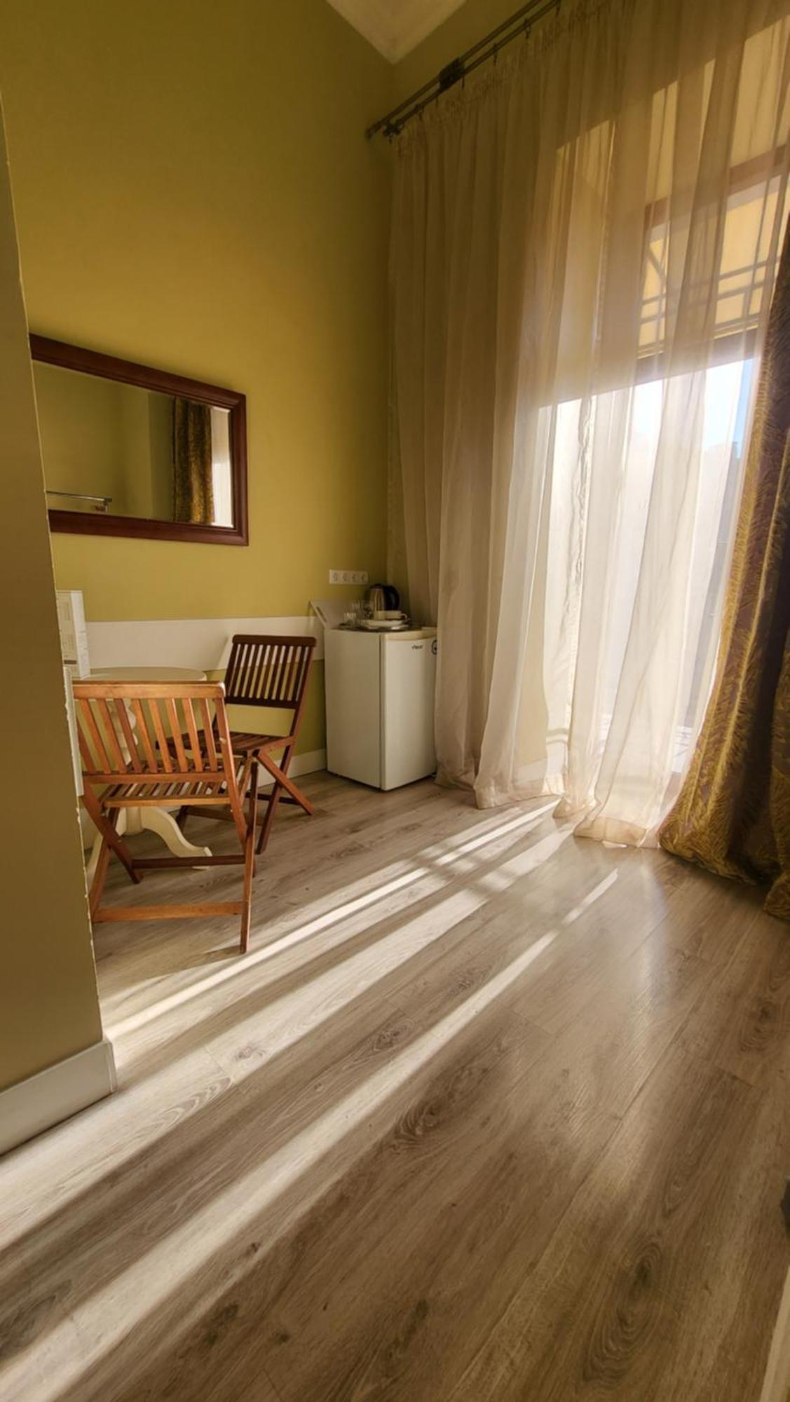 أوديسا Hotel Menshikov المظهر الخارجي الصورة