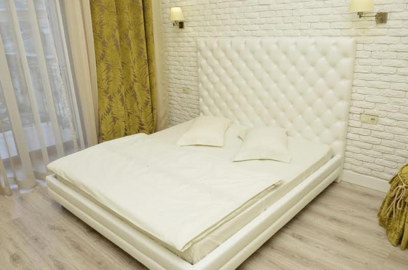 أوديسا Hotel Menshikov المظهر الخارجي الصورة