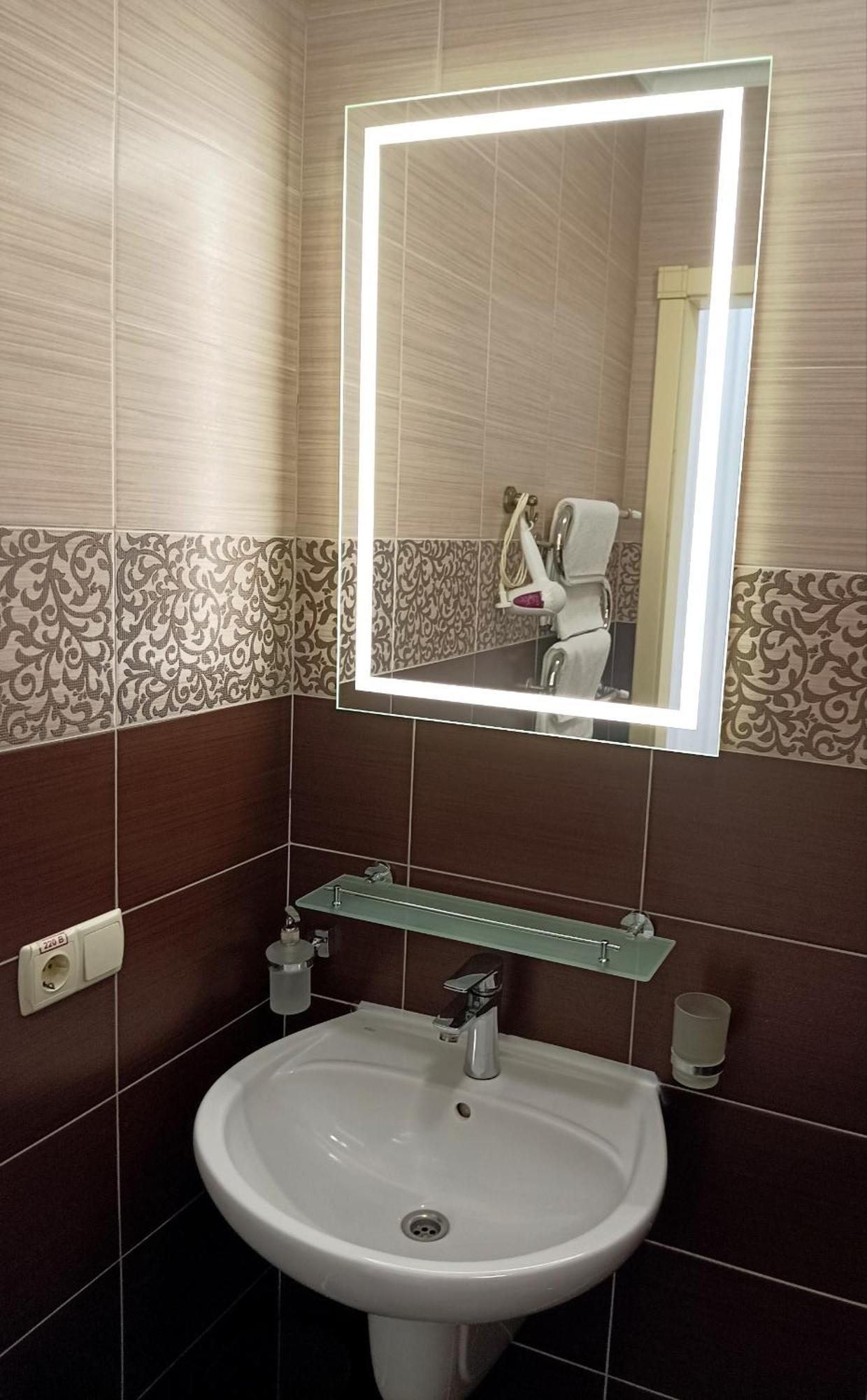 أوديسا Hotel Menshikov المظهر الخارجي الصورة